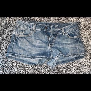 Mossy Oak Jean Shorts